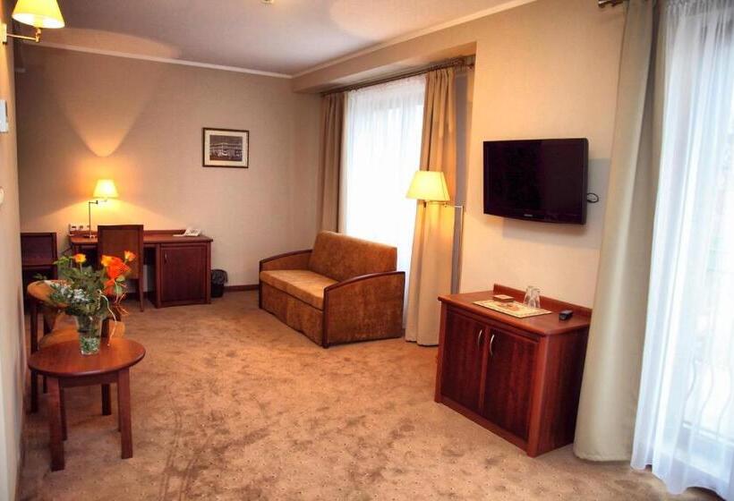 בית מלון כפרי Pod Kluką