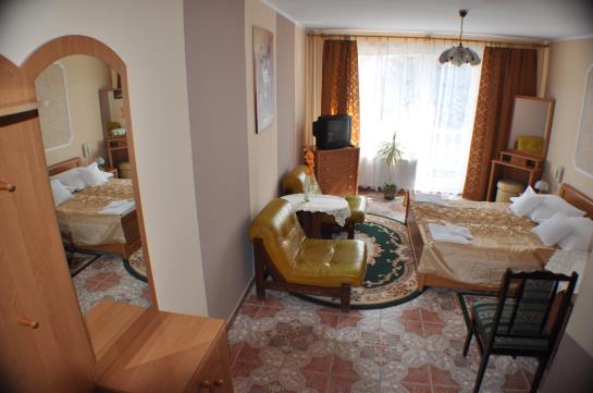 Отель Pod Swierkiem