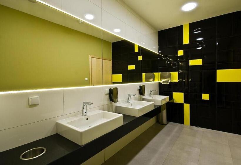 فندق Poznański A2