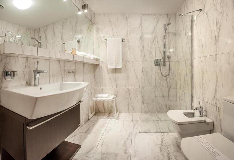 فندق Poznański A2