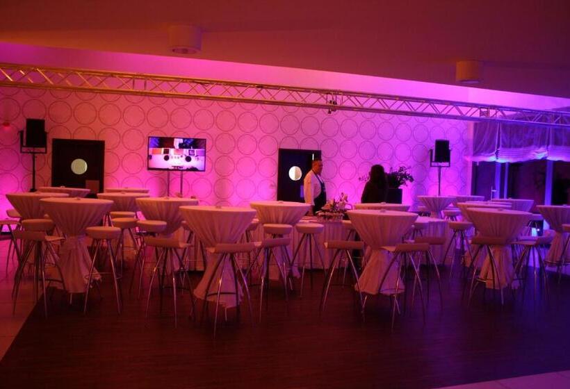 فندق Poznański A2