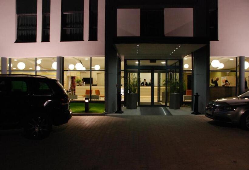 فندق Poznański A2