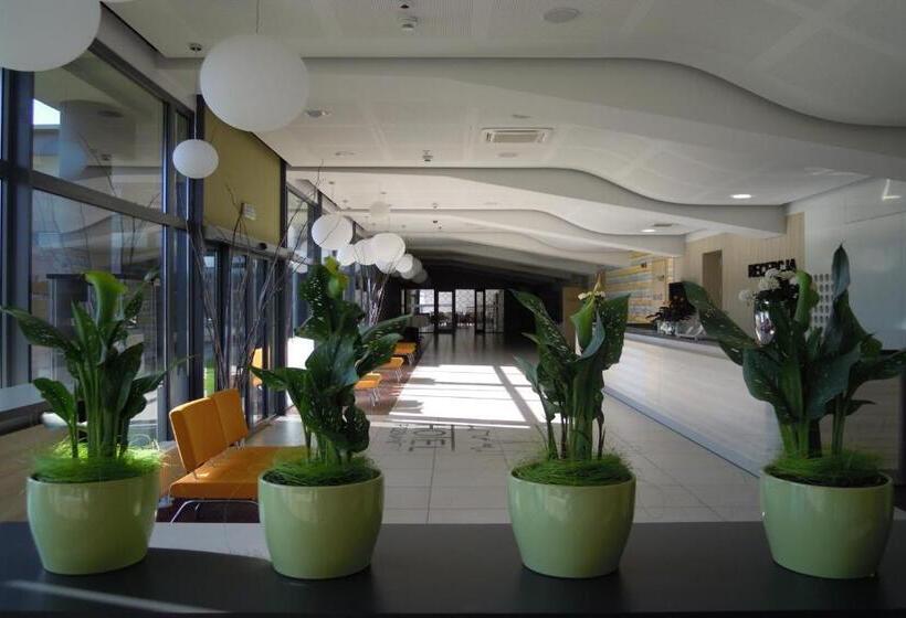 فندق Poznański A2