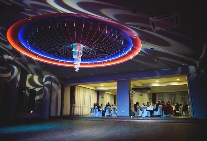 호텔 Przedwiośnie