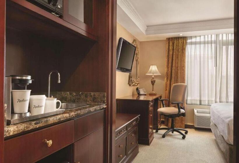 ホテル Radisson Toronto Airport West