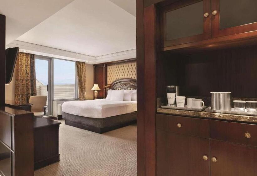 ホテル Radisson Toronto Airport West