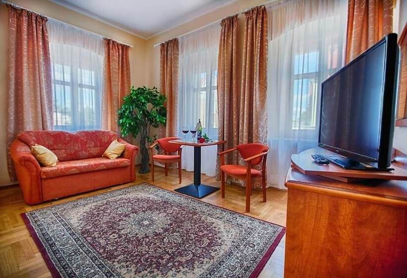 호텔 Restauracja Caspar