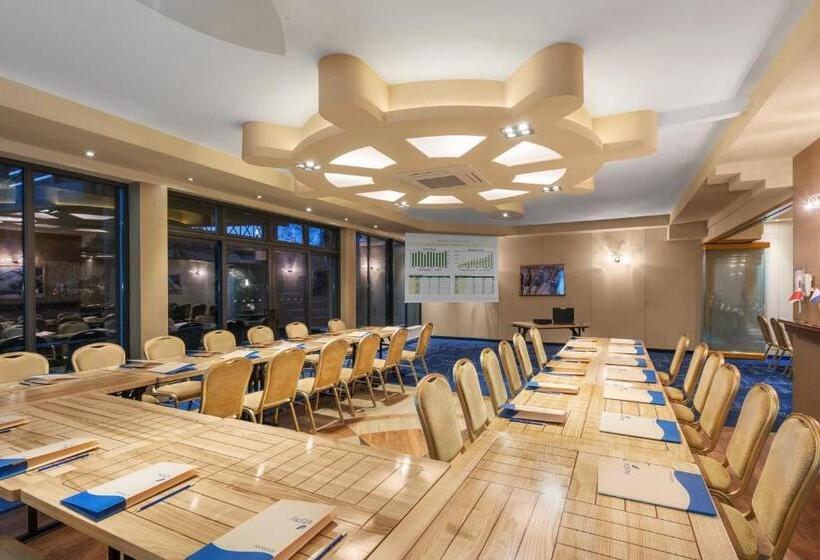 هتل Restauracja Faleza