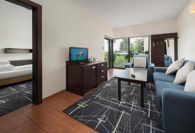 هتل Restauracja Faleza