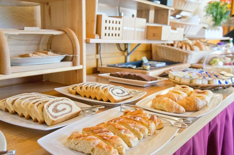 Отель Restaurant Kastanienhof Lauingen