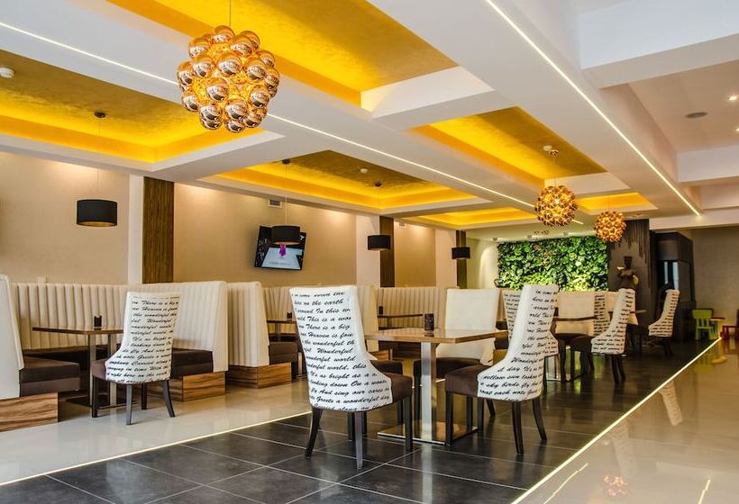 فندق Senator Konferencje & Spa