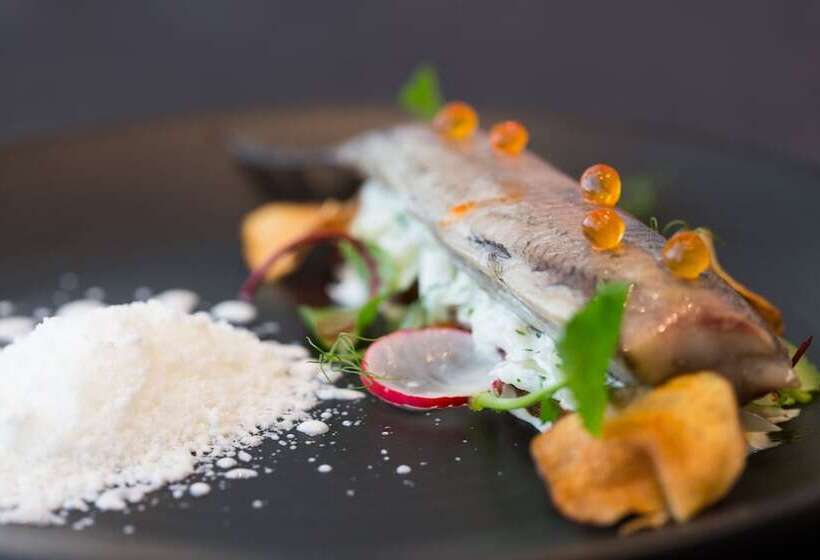 Отель Shuum Boutique Wellness