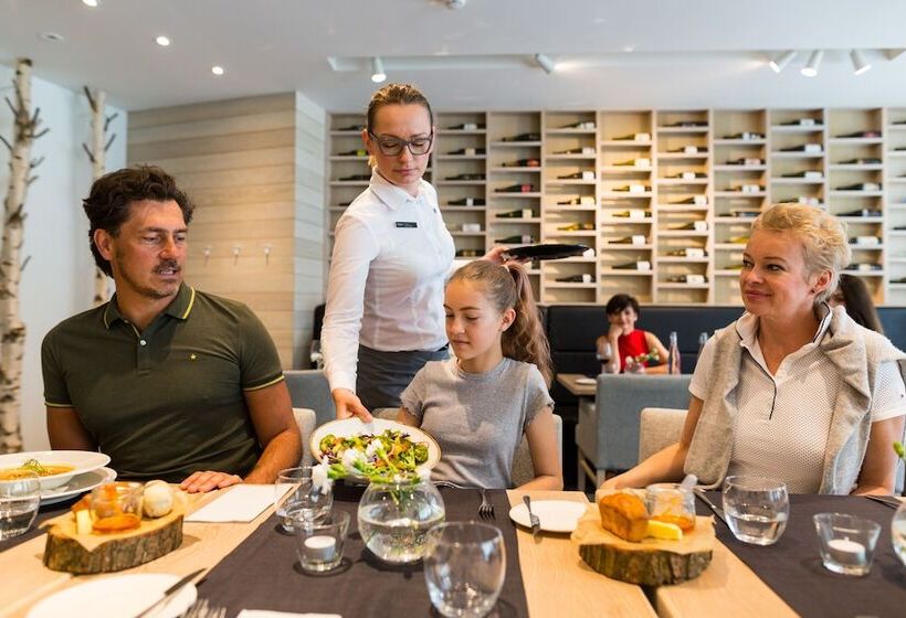 Отель Shuum Boutique Wellness