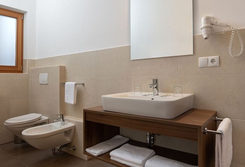 בית מלון כפרי Sole   Sonne