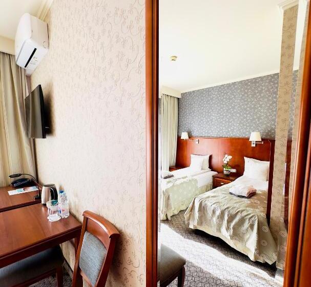 Отель &spa Stary Dziwnów Basen Swimming Pool