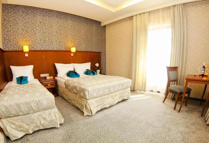 Отель &spa Stary Dziwnów Basen Swimming Pool