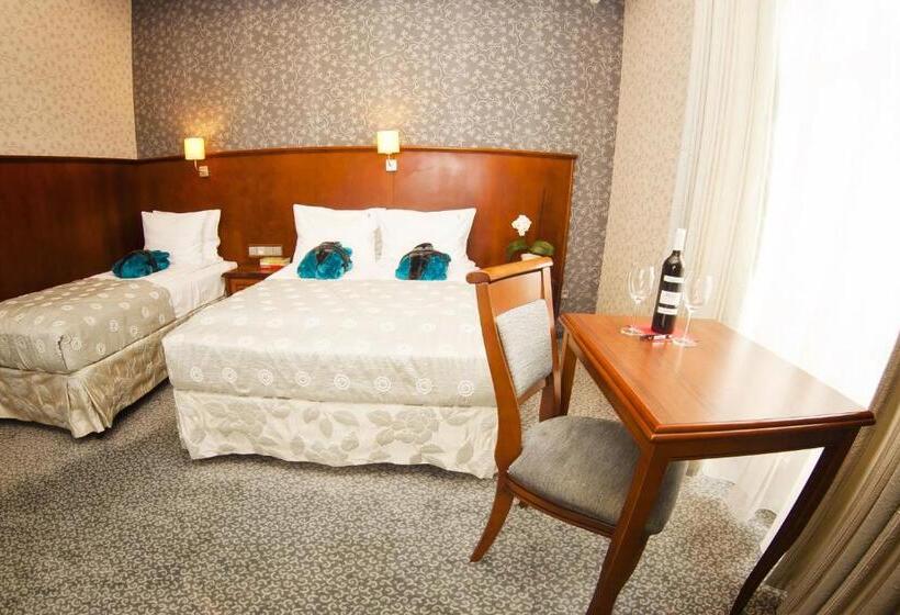 Отель &spa Stary Dziwnów Basen Swimming Pool