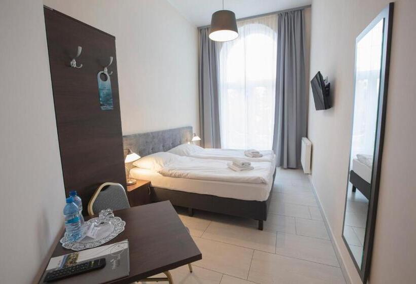 فندق St Lukas Medical & Spa