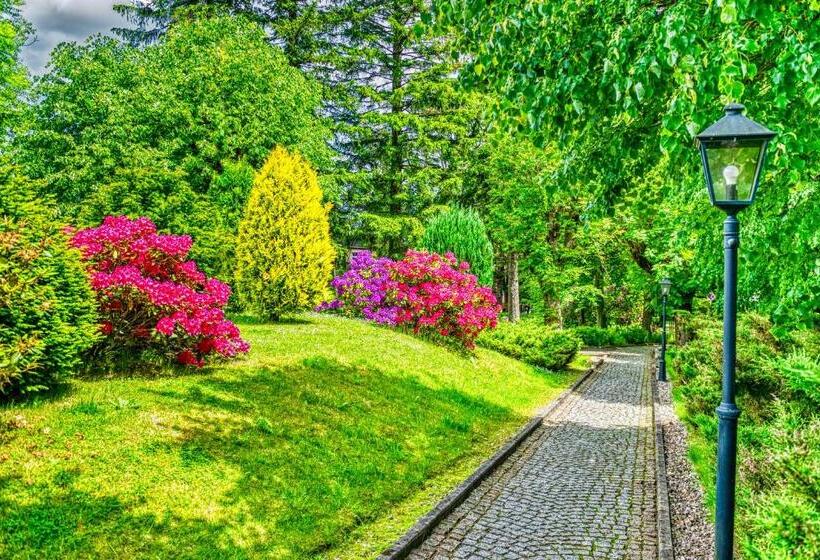 فندق St Lukas Medical & Spa