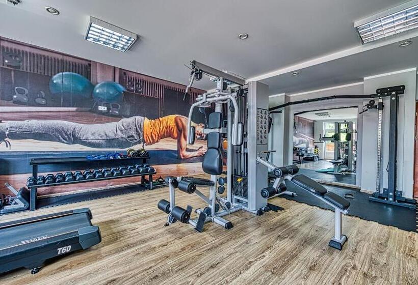 فندق St Lukas Medical & Spa