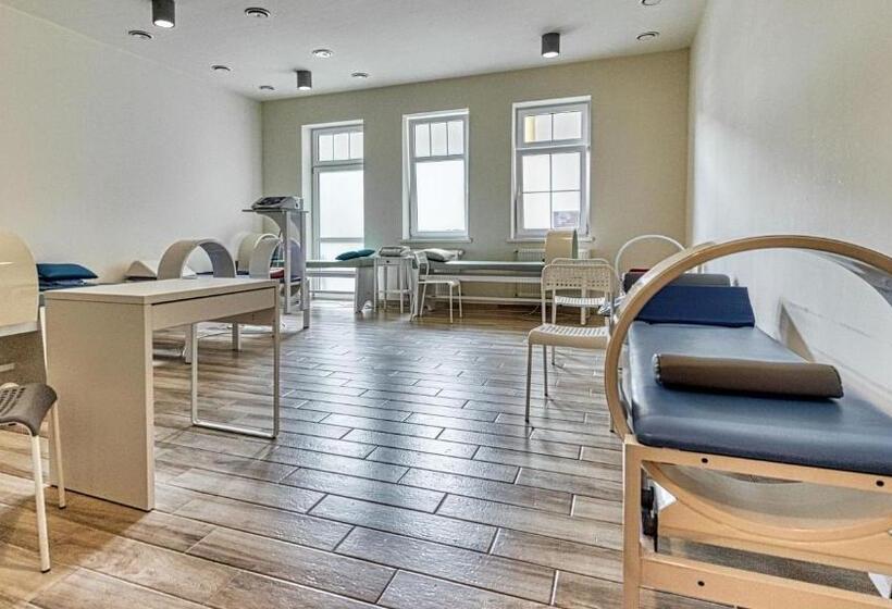 فندق St Lukas Medical & Spa