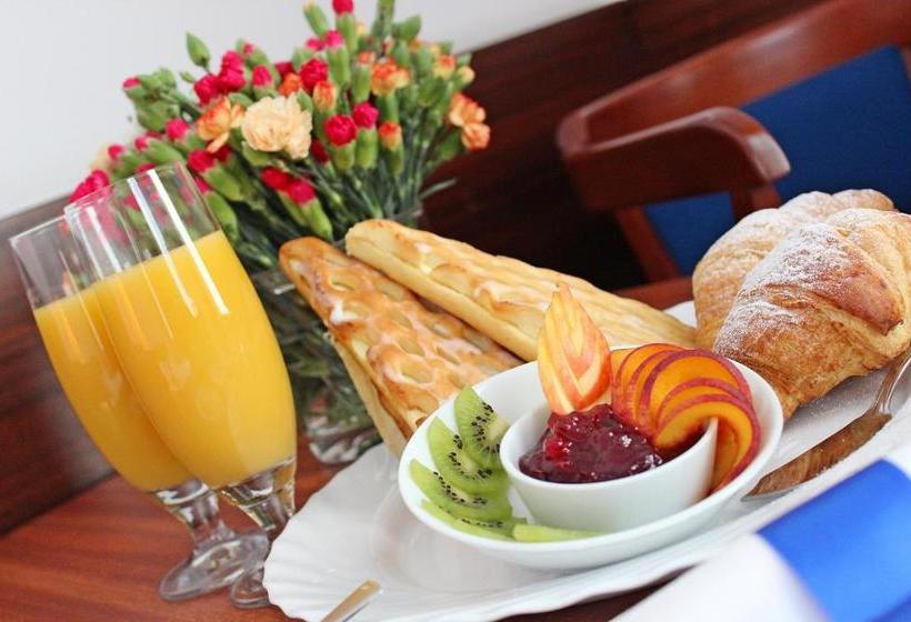 בית מלון כפרי Staromiejski