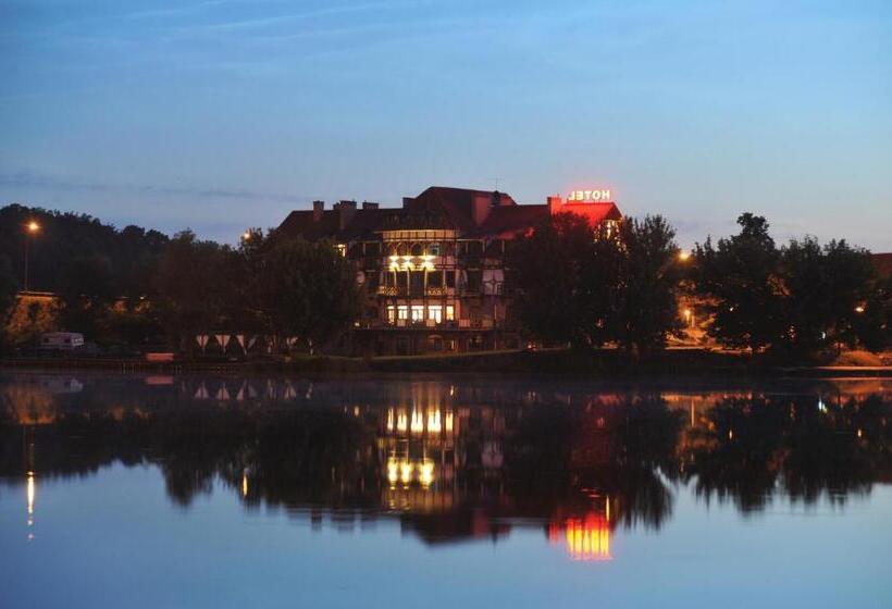 ホテル Stary Tartak