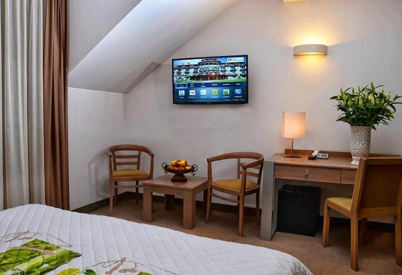 ホテル Stary Tartak