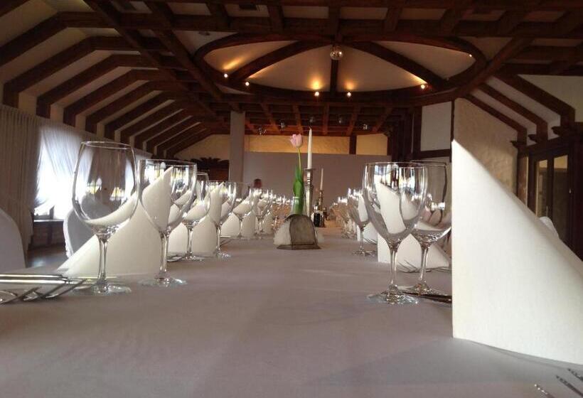 ホテル Stary Tartak