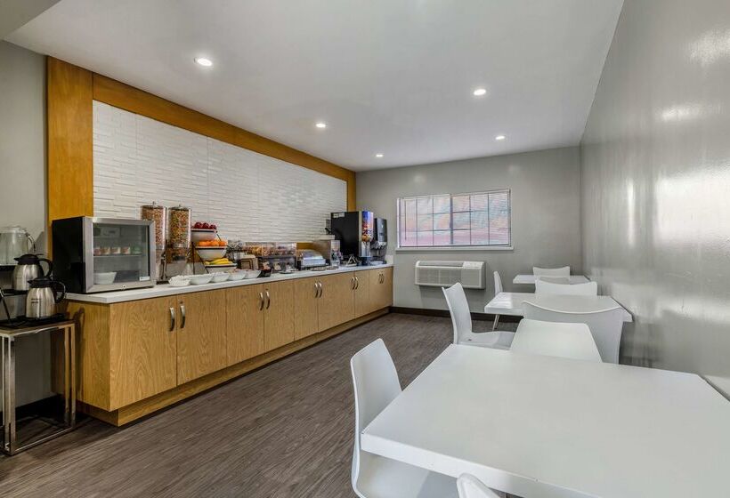 Sunset West Hotel, Surestay Collection By Best Western