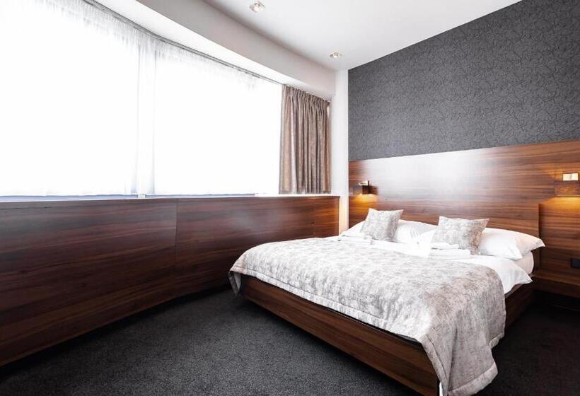 Hotel Tempus Club Garni