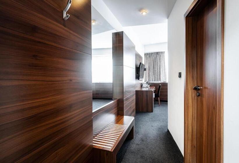 Hotel Tempus Club Garni