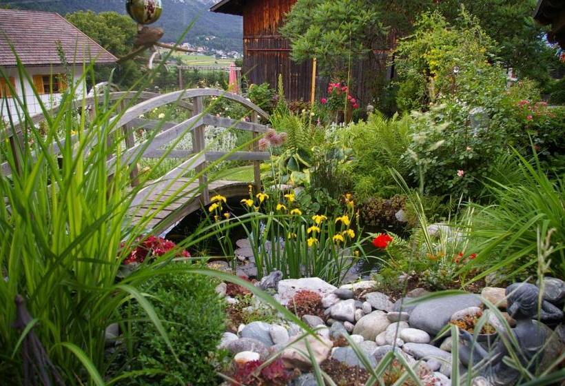 בית מלון כפרי Thalerhof