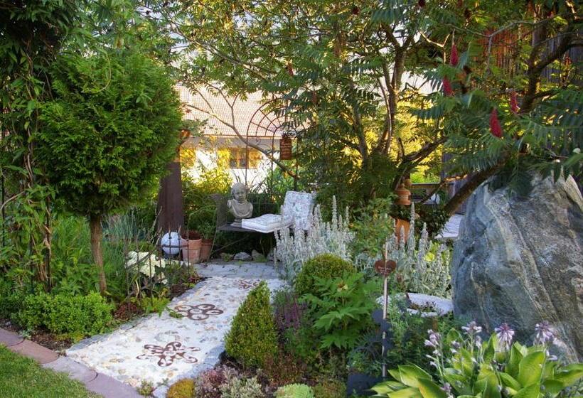 בית מלון כפרי Thalerhof