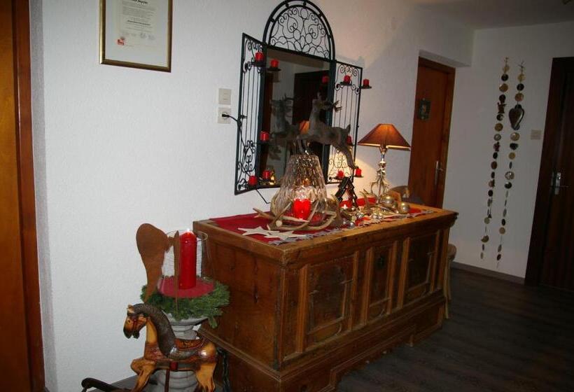 בית מלון כפרי Thalerhof