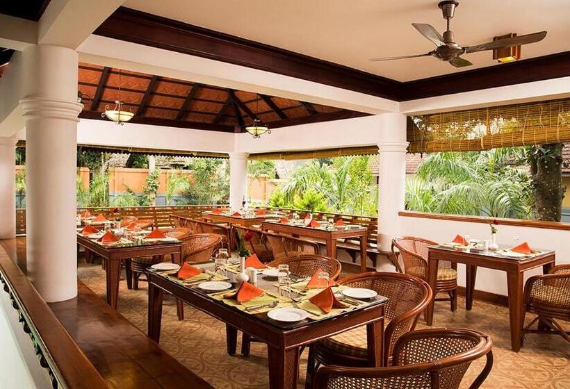 هتل Elephant Court Thekkady