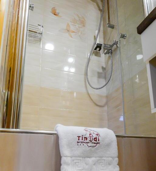 هتل Tinódi Fogadó