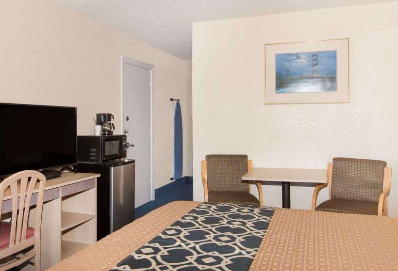فندق Travelodge By Wyndham Los Banos Ca