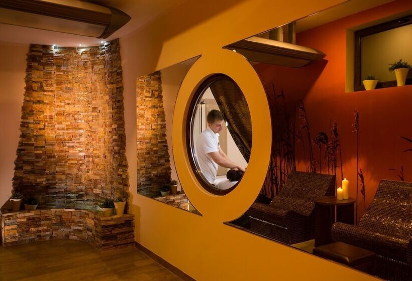 فندق Ventus Natural & Medical Spa