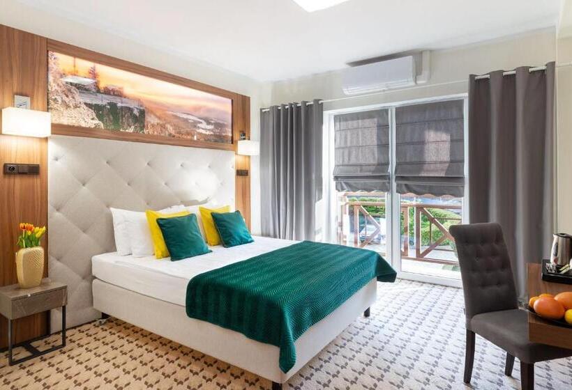 Отель Verde Montana Wellness & Spa