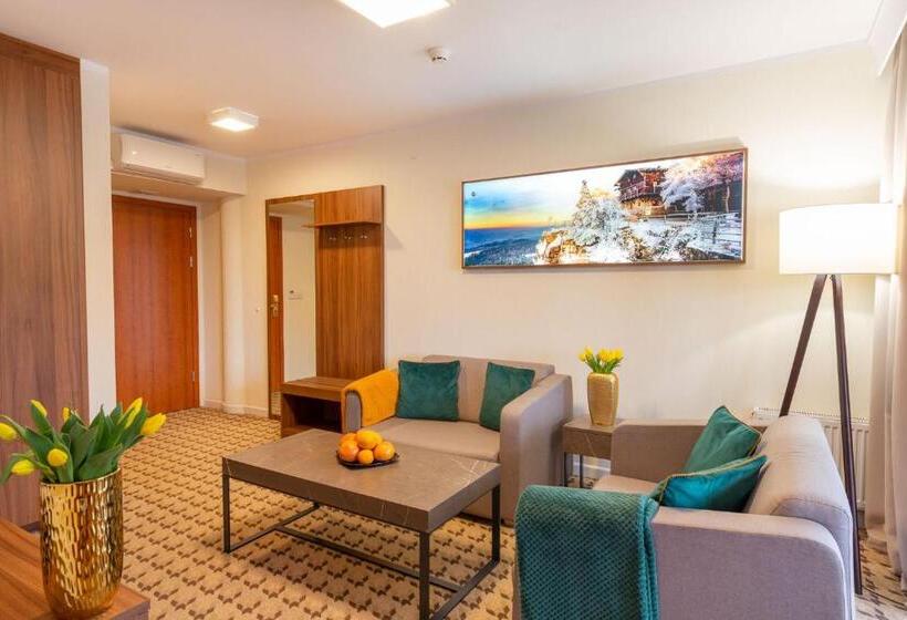 Отель Verde Montana Wellness & Spa