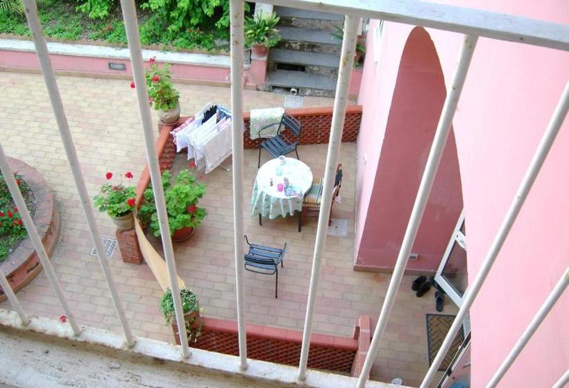 فندق Villino Castellano Apartments