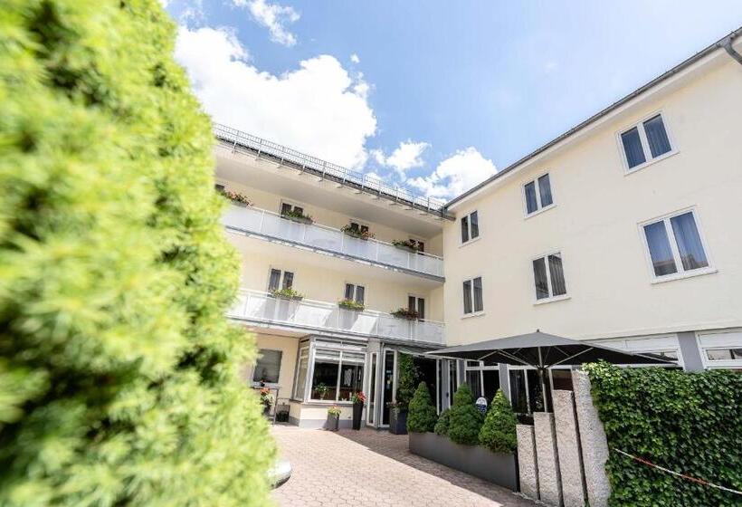 בית מלון כפרי Vollmann