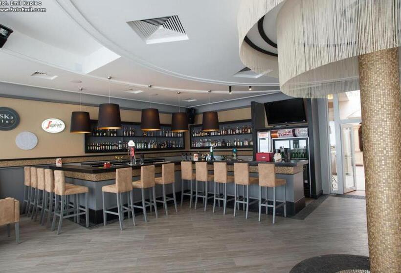 هتل W Starej Kamienicy