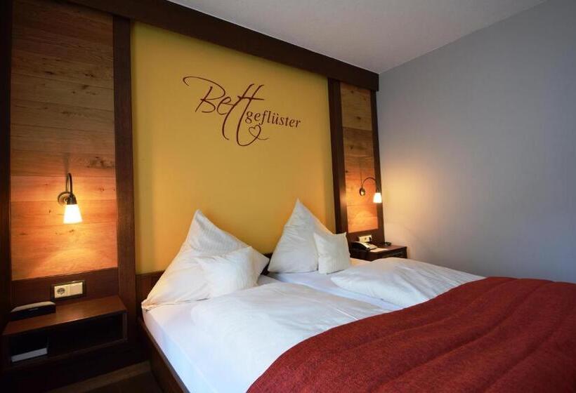 Отель Zum Waldnaabtal