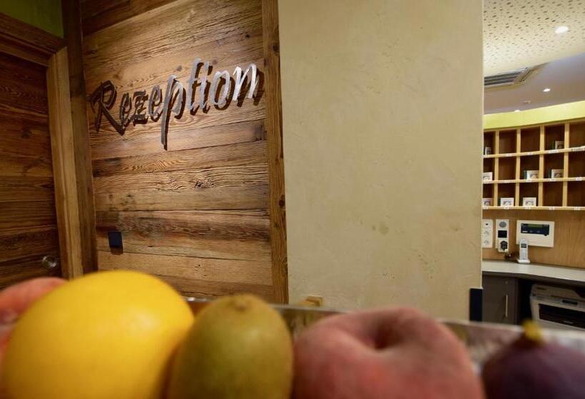 Отель Zum Waldnaabtal