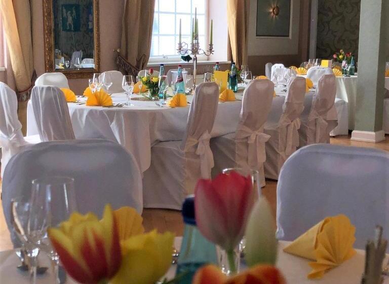 酒店 Zur Goldenen Sonne