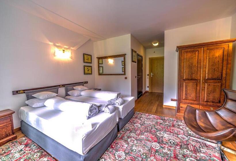 בית מלון כפרי Jelenia Struga Medical Spa