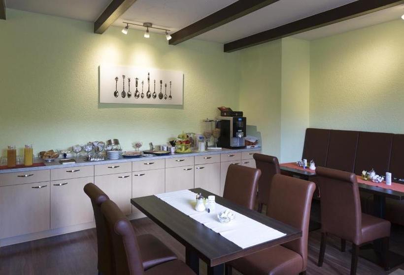 호텔 Klippen Garni