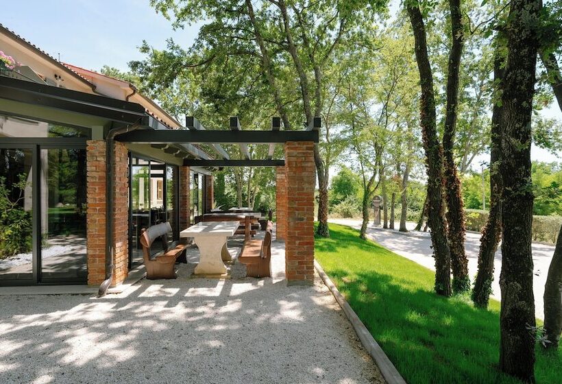 بنسيون Boutique Hotel Paradiso